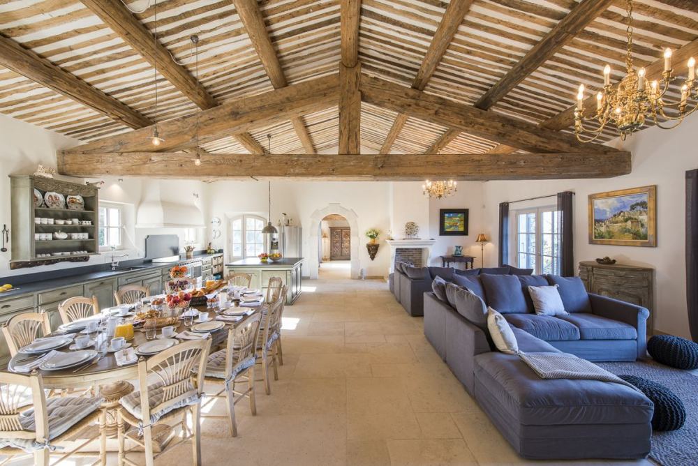 Photographs of Mas du Ciel villa in Provence - Image 6 of 44