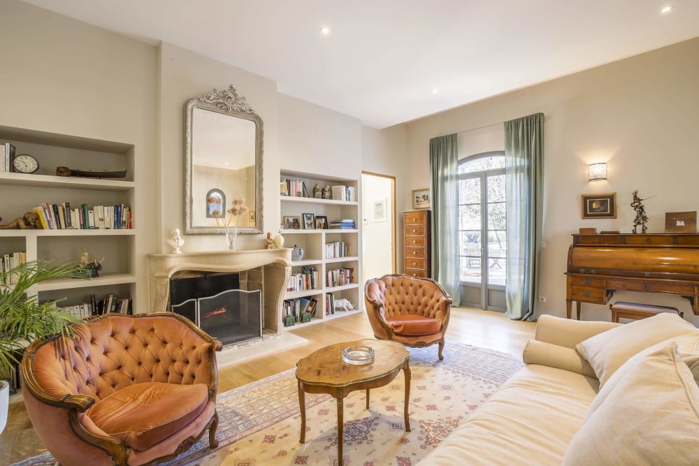 Photographs of Bastide des Carrieres villa in Provence - Image 9 of 43
