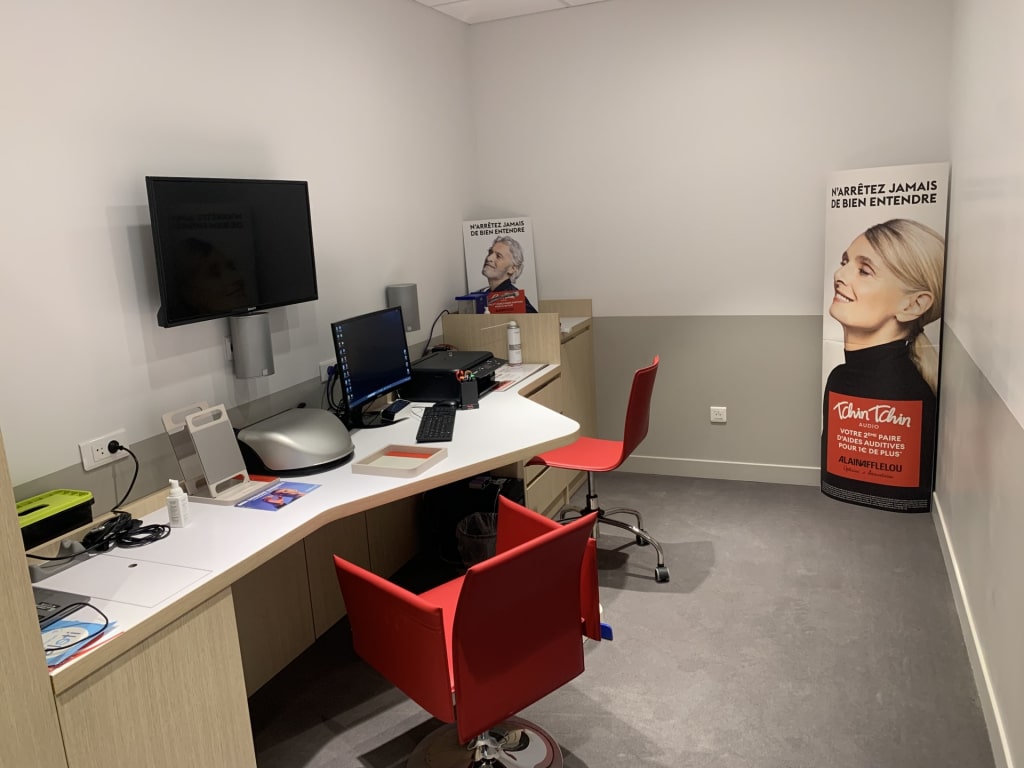 Magasin Opticien C.C. AUCHAN - La Galerie La Valentine - Rte des Sablières 13011 MARSEILLE intérieur