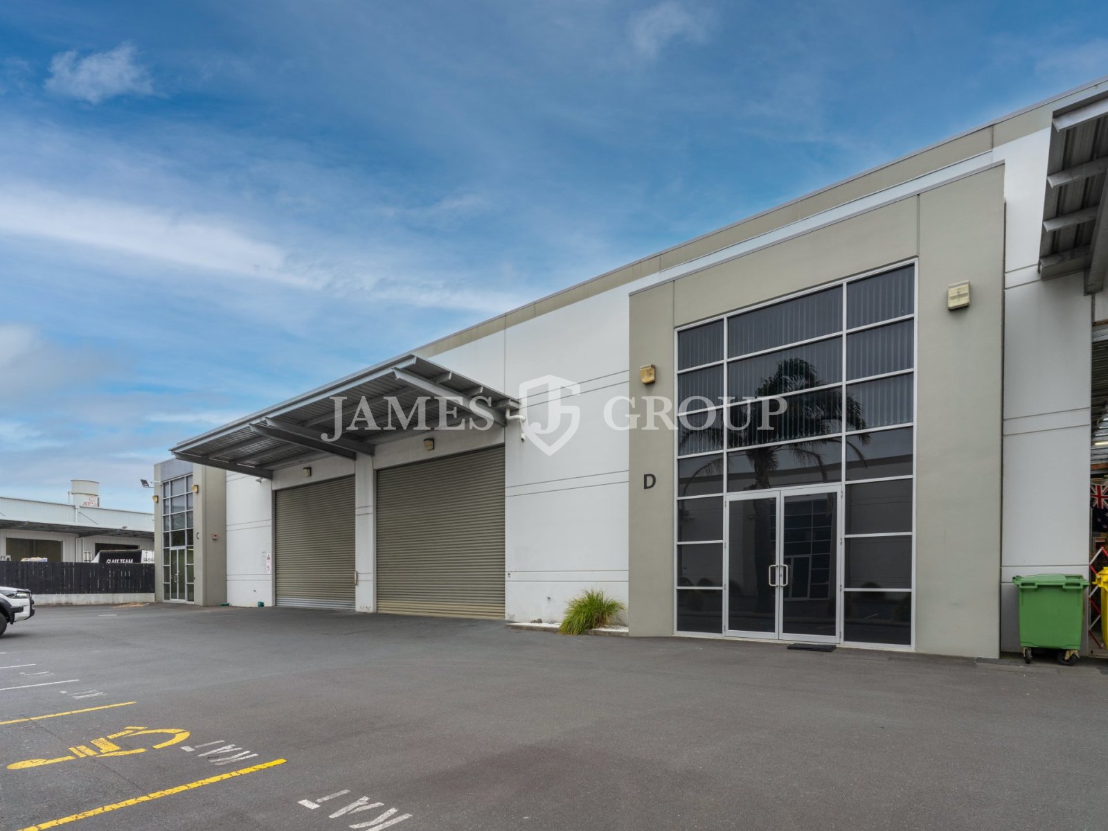 Rare Drive-through Industrial | Ready To Go!