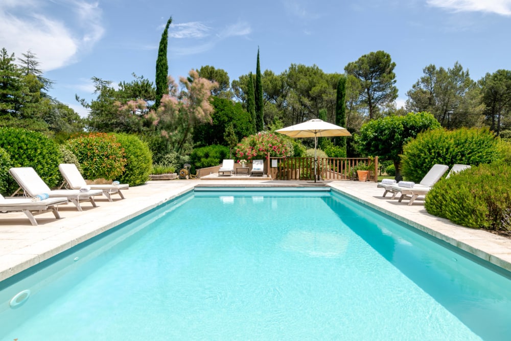 Photographs of Mas de Roubine villa in Provence - Image 3 of 45