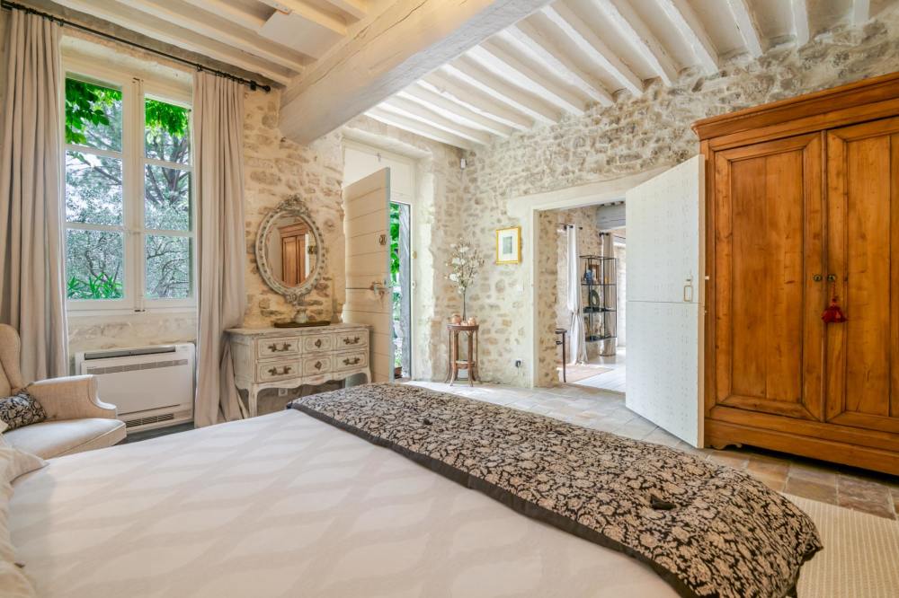 Photographs of Mas Hortensia villa in Provence - Image 37 of 46