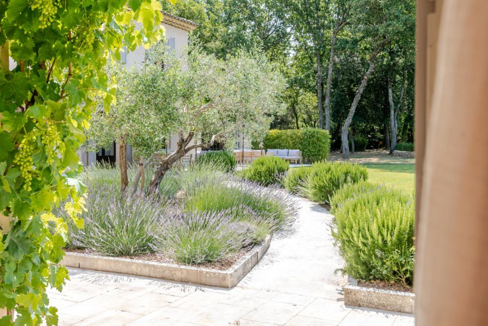 Photographs of Bastide de Blanche villa in Provence - Image 57 of 60