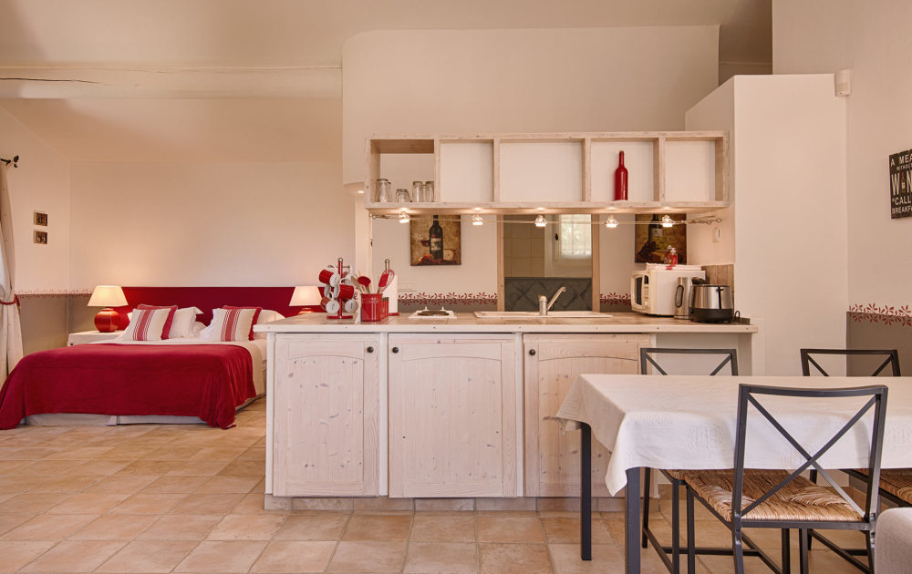 Photographs of Le Mas de la Route Neuve villa in Provence - Image 38 of 45