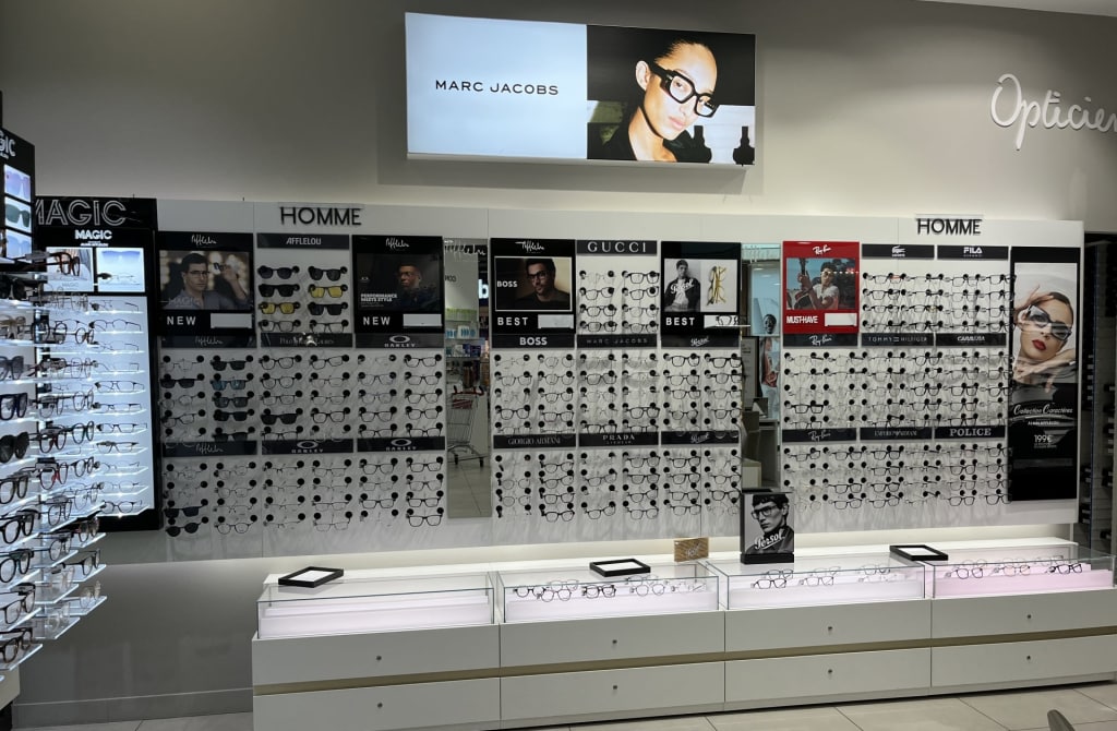 Magasin Opticien C.C. Carrefour Le Pérollier 69130 ÉCULLY intérieur