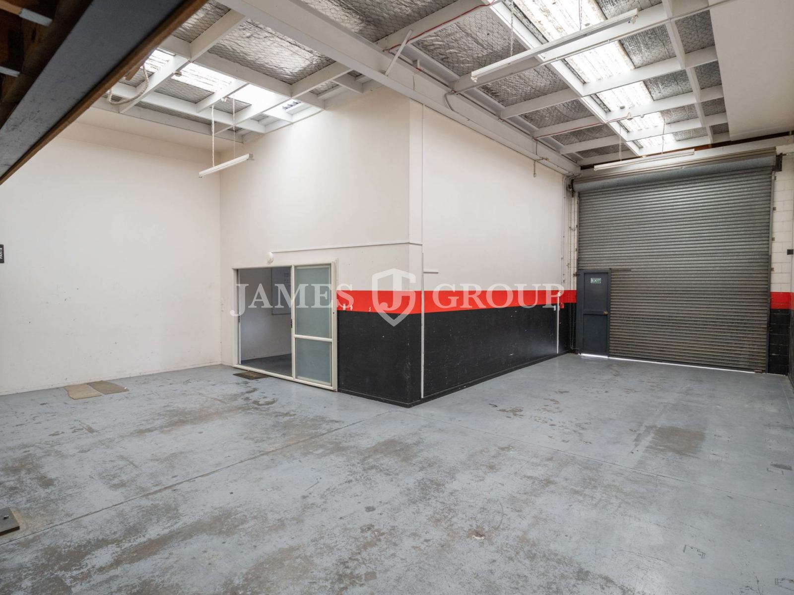Tidy East Tamaki Unit For Sale | 208m²