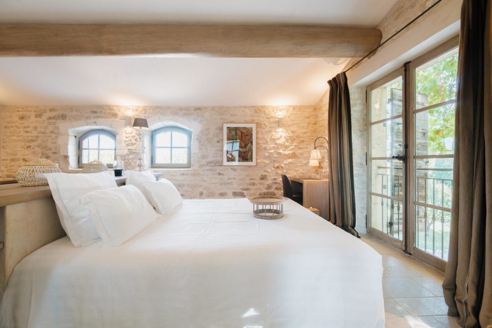 Photographs of Bastide du Calavon villa in Provence - Image 28 of 57