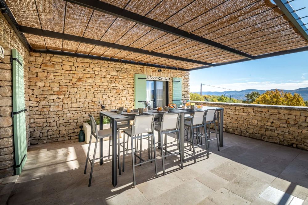 Photographs of Mas des Flaneries villa in Provence - Image 33 of 36