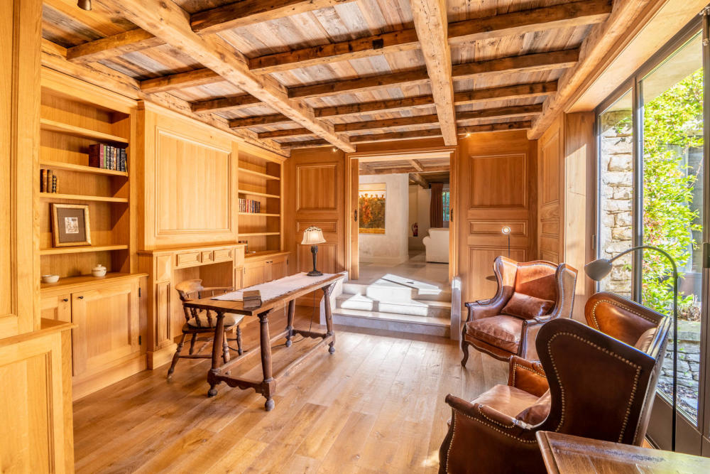 Photographs of Mas des Constellations villa in Provence - Image 9 of 49