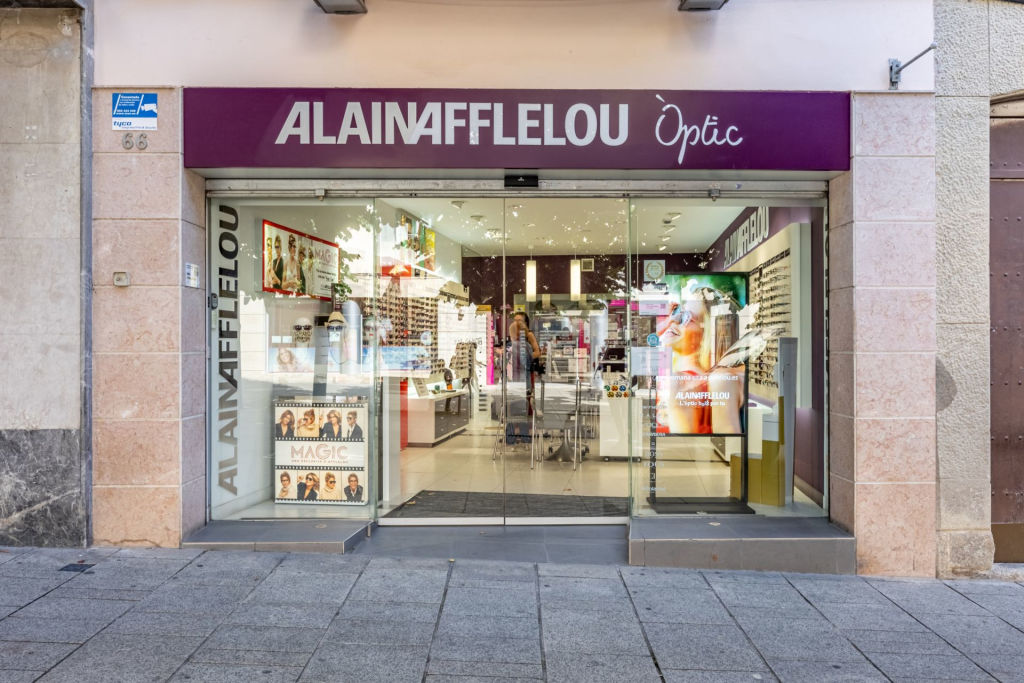 Tienda Óptico C/ LA RIERA  66 08301 MATARO