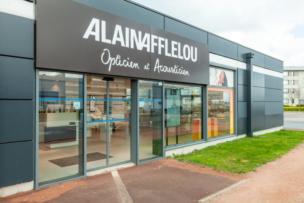 Magasin Opticien Place de Cantorbery 62231 COQUELLES