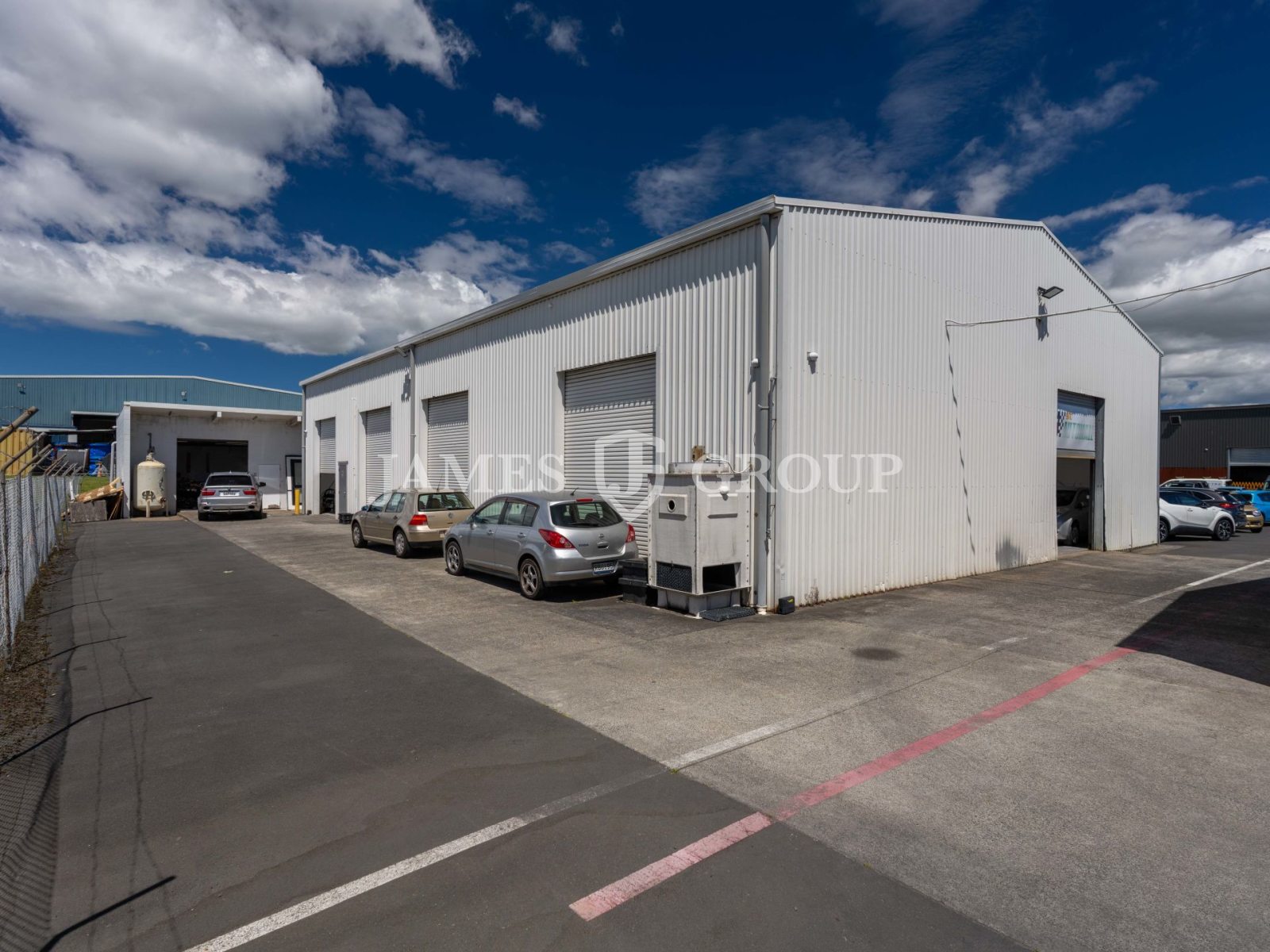 Warehouse & Yard Combo W/out The Price Tag
