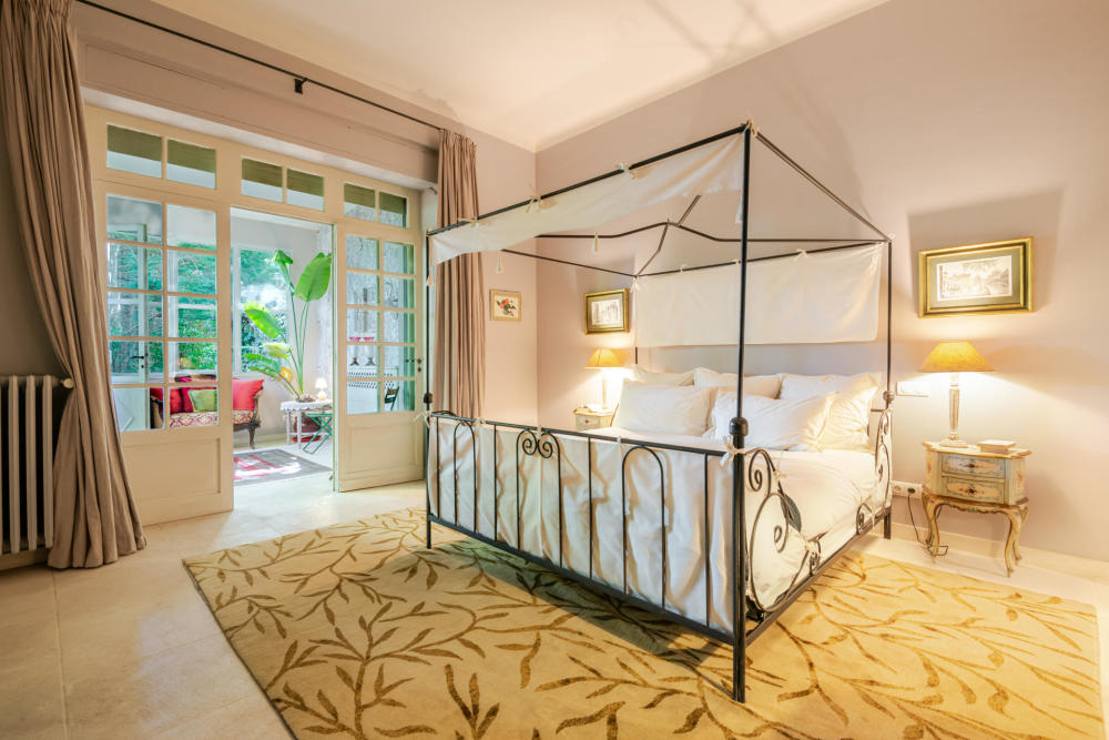 Photographs of Domaine de Fontclair villa in Provence - Image 26 of 60