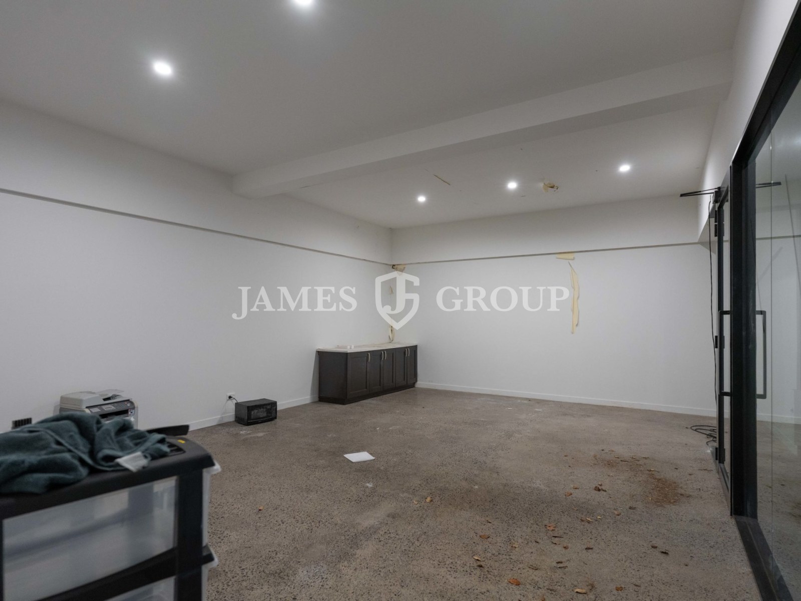 756m² Warehouse | 216m² Office | St Johns