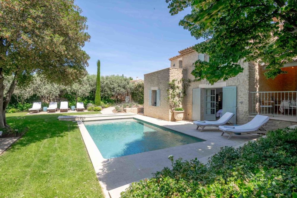 Photographs of Mas Provencal villa in Provence - Image 15 of 38