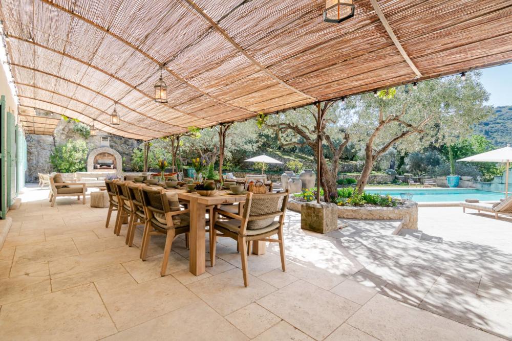 Photographs of Mas de l’Ecrin villa in Provence - Image 21 of 50