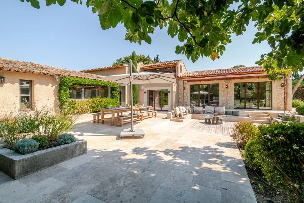 Photographs of Les Jardins d’Eygalières villa in Provence - Image 36 of 42