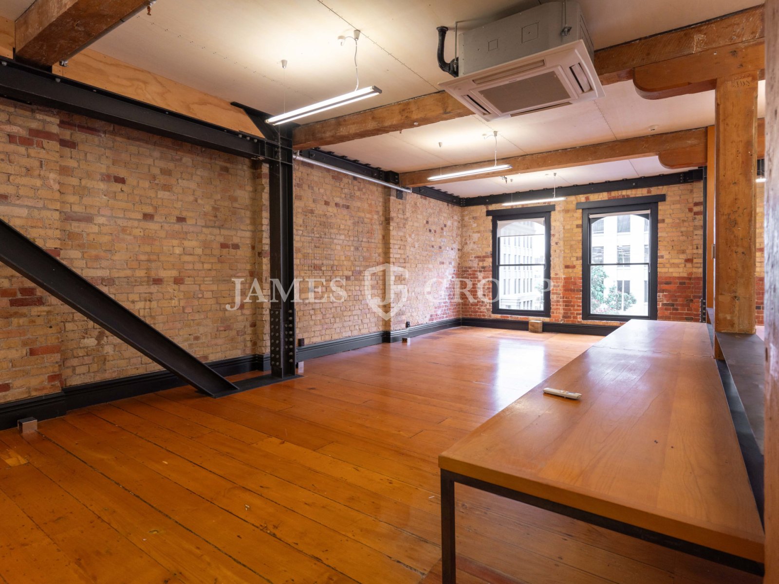 Available Now: 122m² Office Space On Fanshawe
