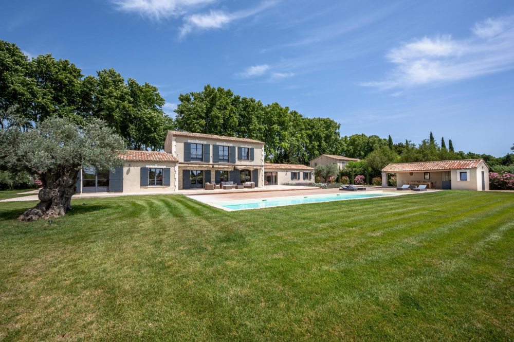 Photographs of Mas des Alizées villa in Provence - Image 30 of 33