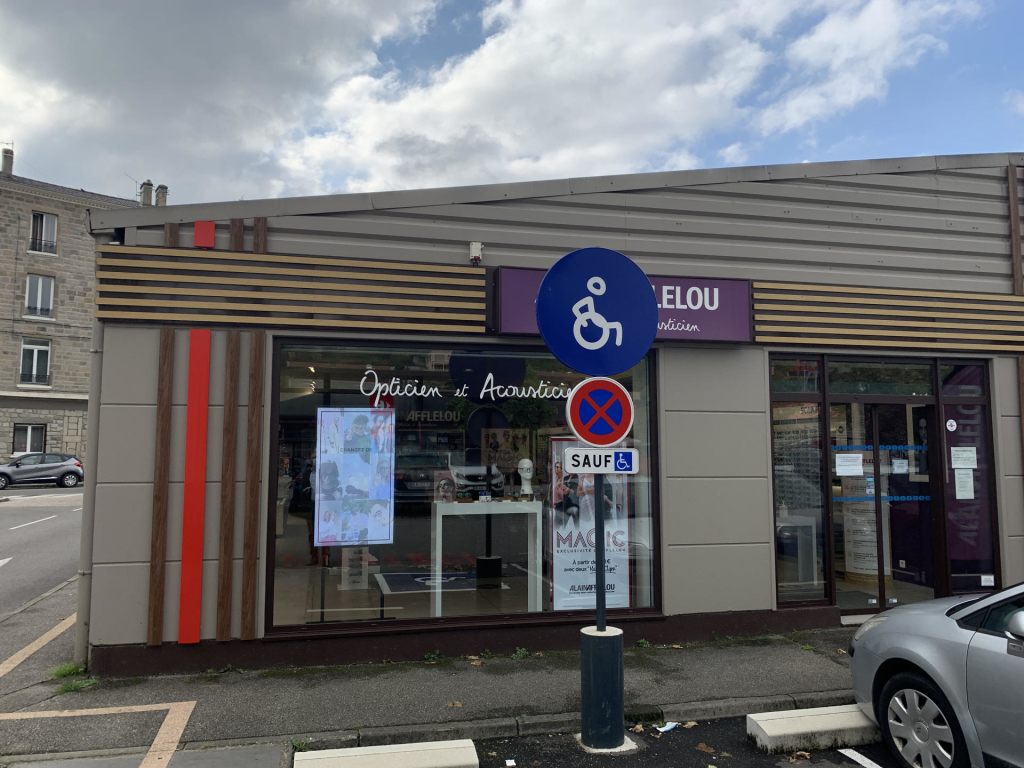 Magasin audioprothesiste C.C. Carrefour Market 42800 RIVE-DE-GIER extérieur
