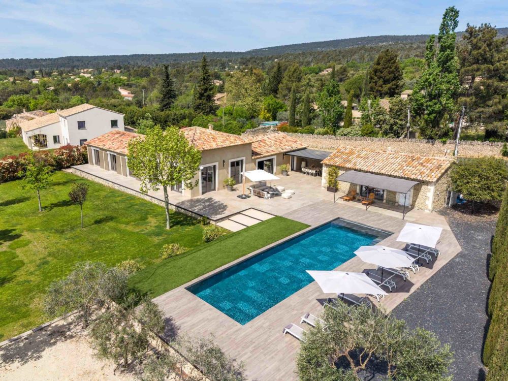 Photographs of Villa du Colibri villa in Provence - Image 1 of 35