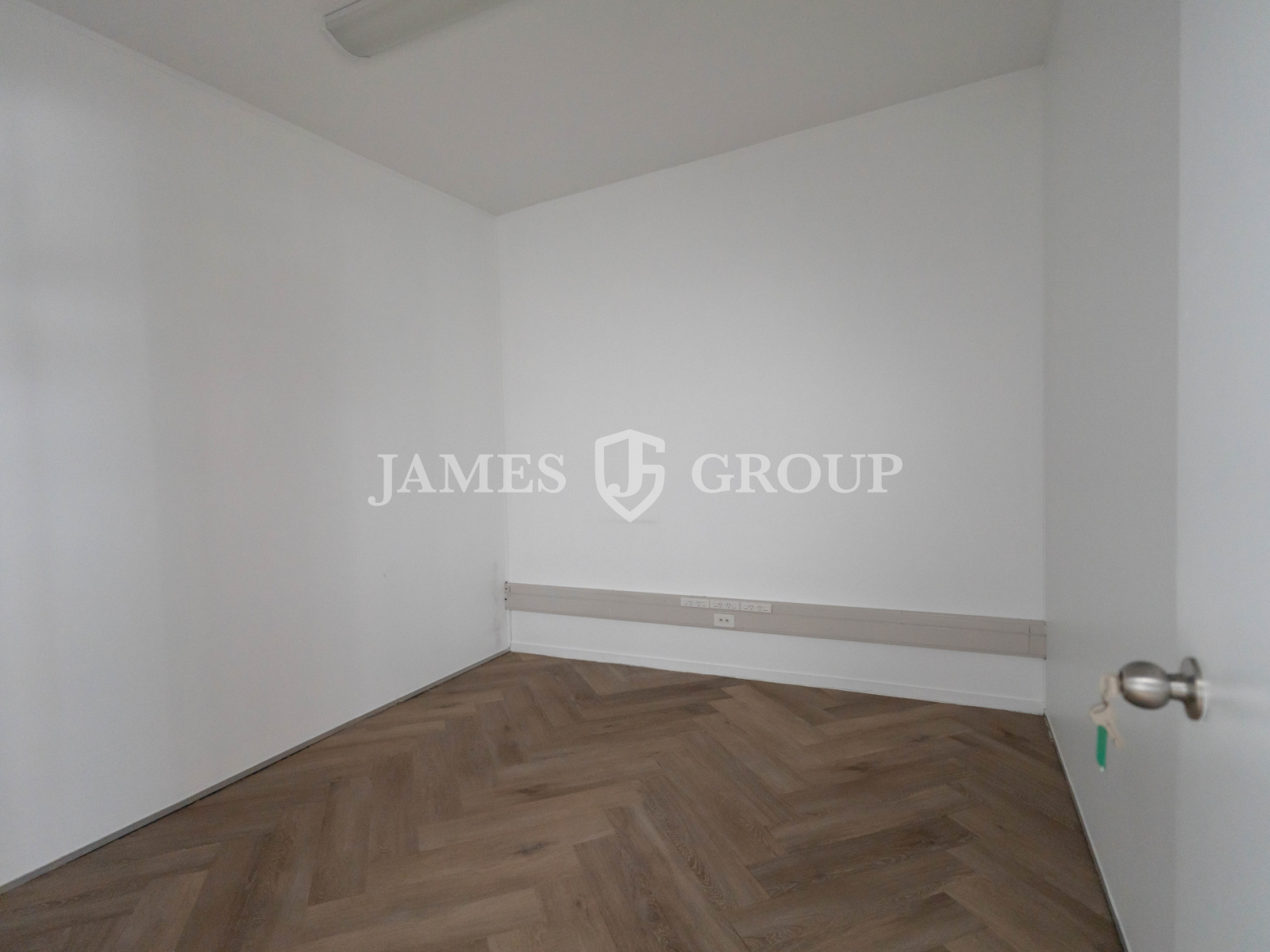 Versatile Parnell Office