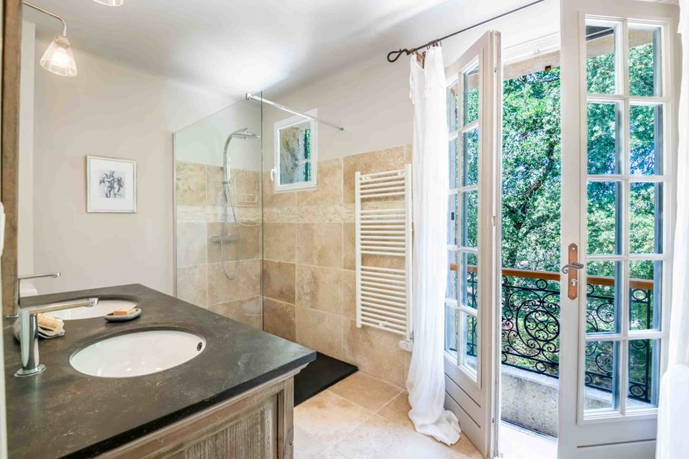 Photographs of Le Mas de Gancel villa in Provence - Image 15 of 41