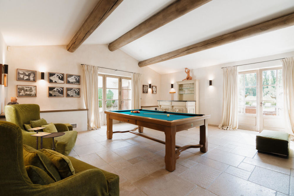 Photographs of Bastide du Calavon villa in Provence - Image 10 of 57