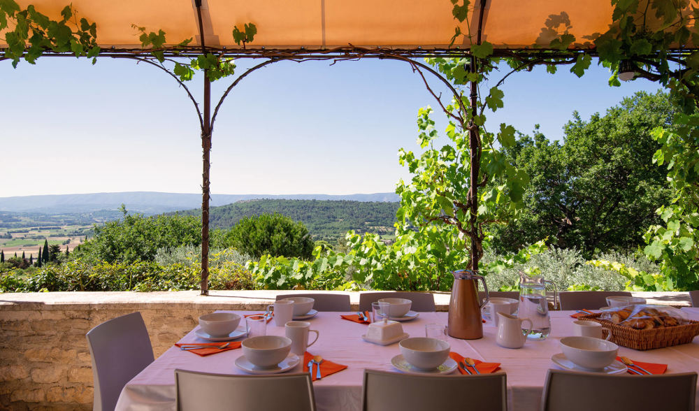 Photographs of Le Mas de la Route Neuve villa in Provence - Image 28 of 45