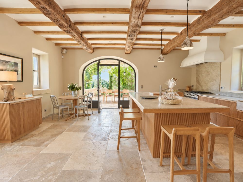 Photographs of New! Mas des Rêves villa in Provence - Image 13 of 47
