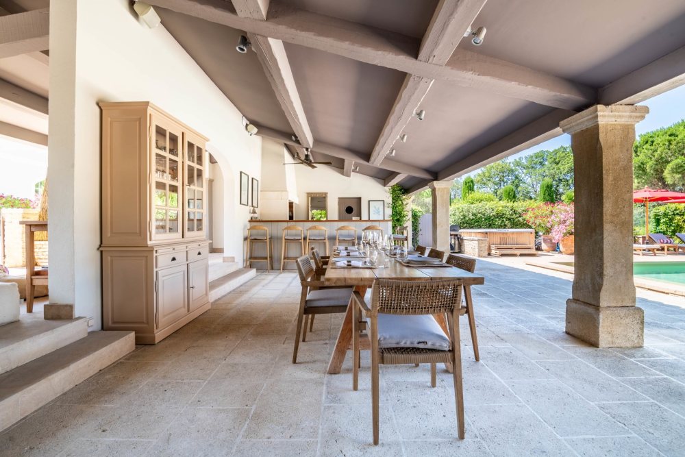 Photographs of Domaine de Villeblanche villa in Provence - Image 20 of 58