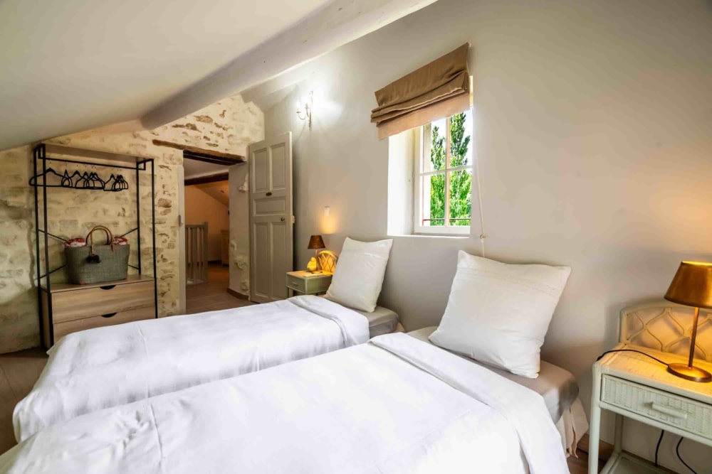 Photographs of Mas des Reflets villa in Provence - Image 49 of 61