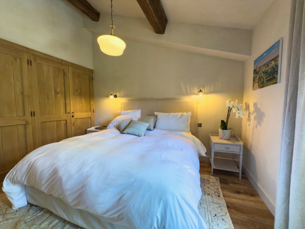 Photographs of Domaine des Murmures villa in Provence - Image 34 of 52