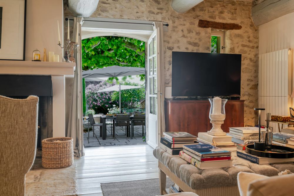 Photographs of Mas Hortensia villa in Provence - Image 12 of 46