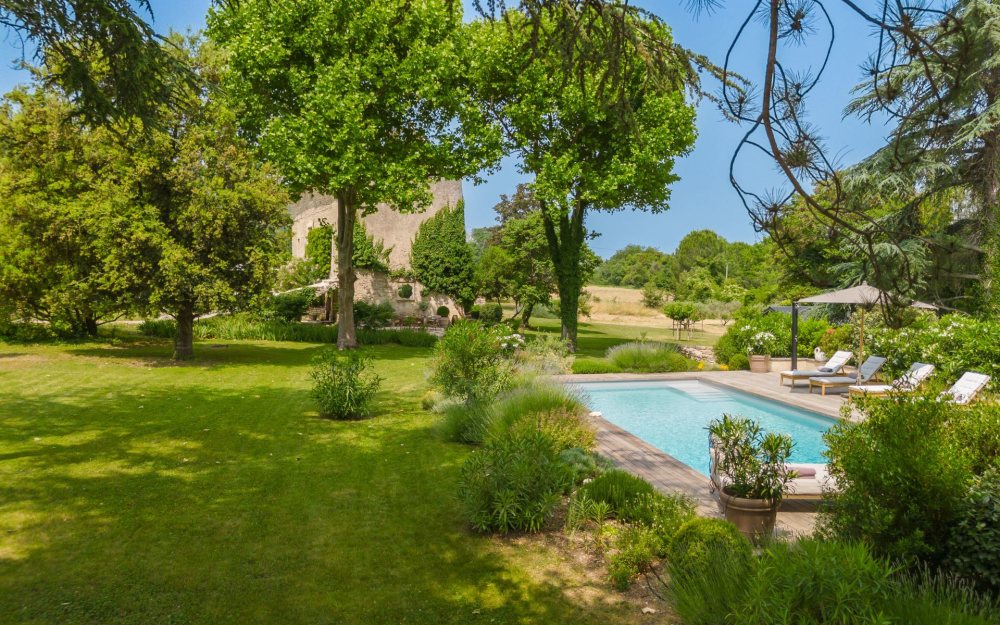 Photographs of Mas des Bleuets villa in Provence - Image 43 of 44