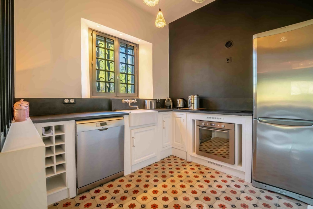 Photographs of Mas du Lac villa in Provence - Image 41 of 56
