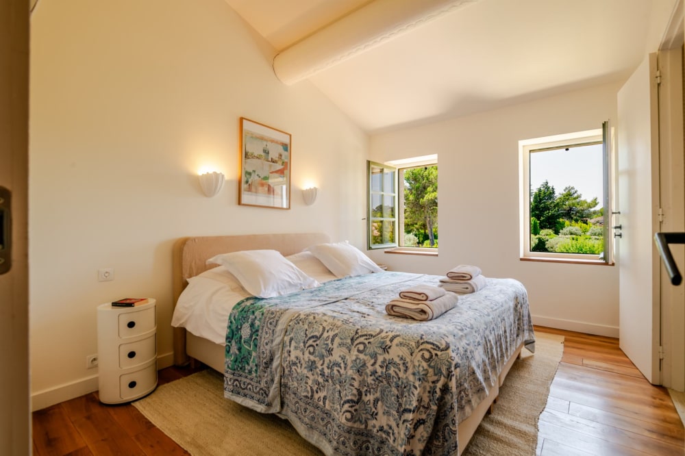 Photographs of Mas des Agapanthes villa in Provence - Image 18 of 41