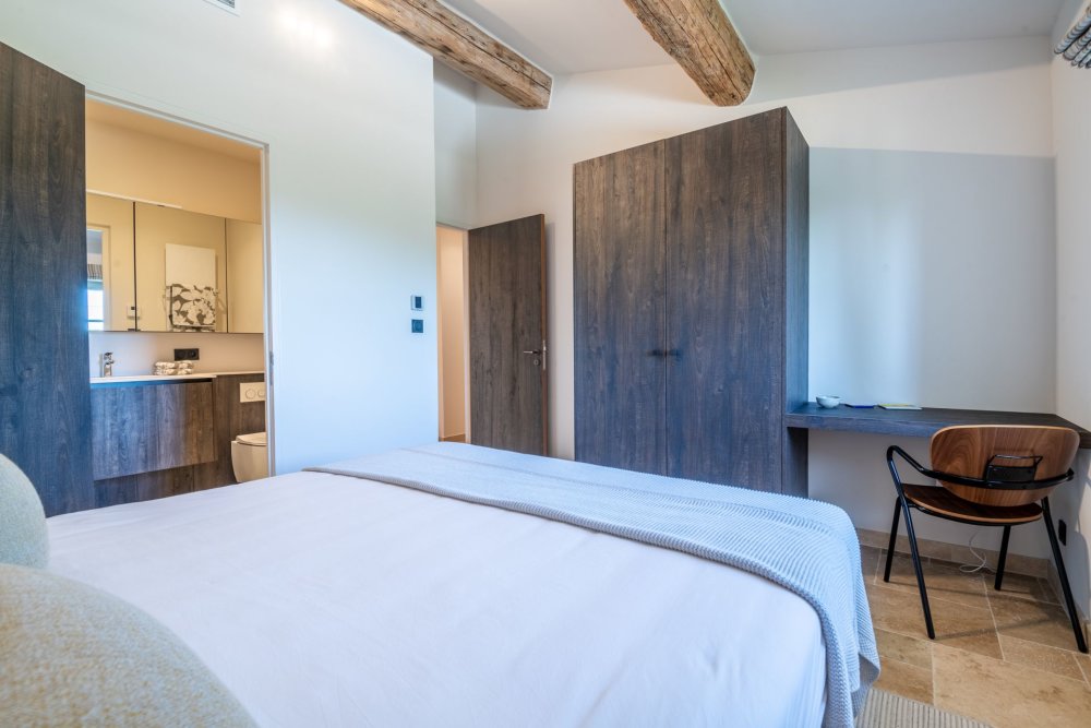 Photographs of Mas des Mimosas villa in Provence - Image 26 of 47