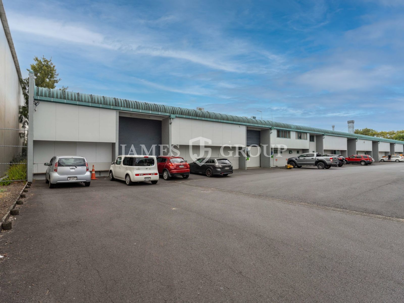 High Stud Henderson Warehouse + Mpi Approved Yard
