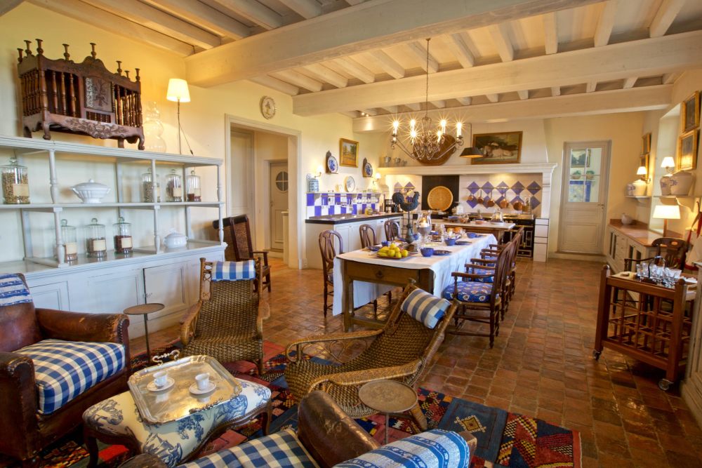 Photographs of Mas de Paradis villa in Provence - Image 7 of 49