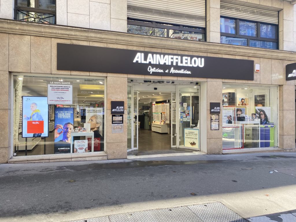 Magasin Opticien 128 rue du Faubourg Saint Antoine 75012 PARIS