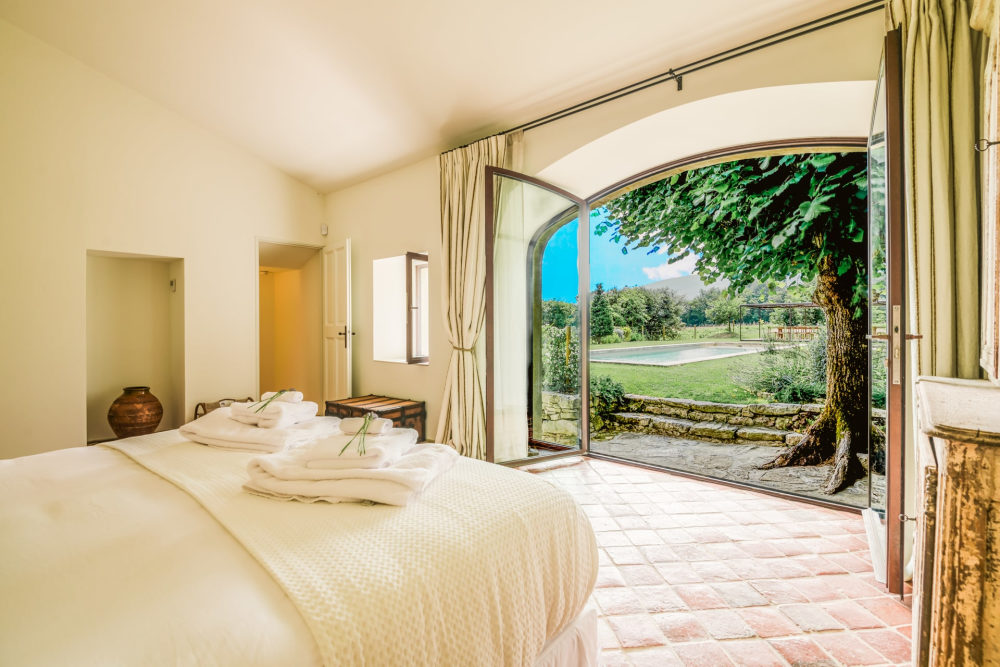 Photographs of Mas des Secrets villa in Provence - Image 15 of 47