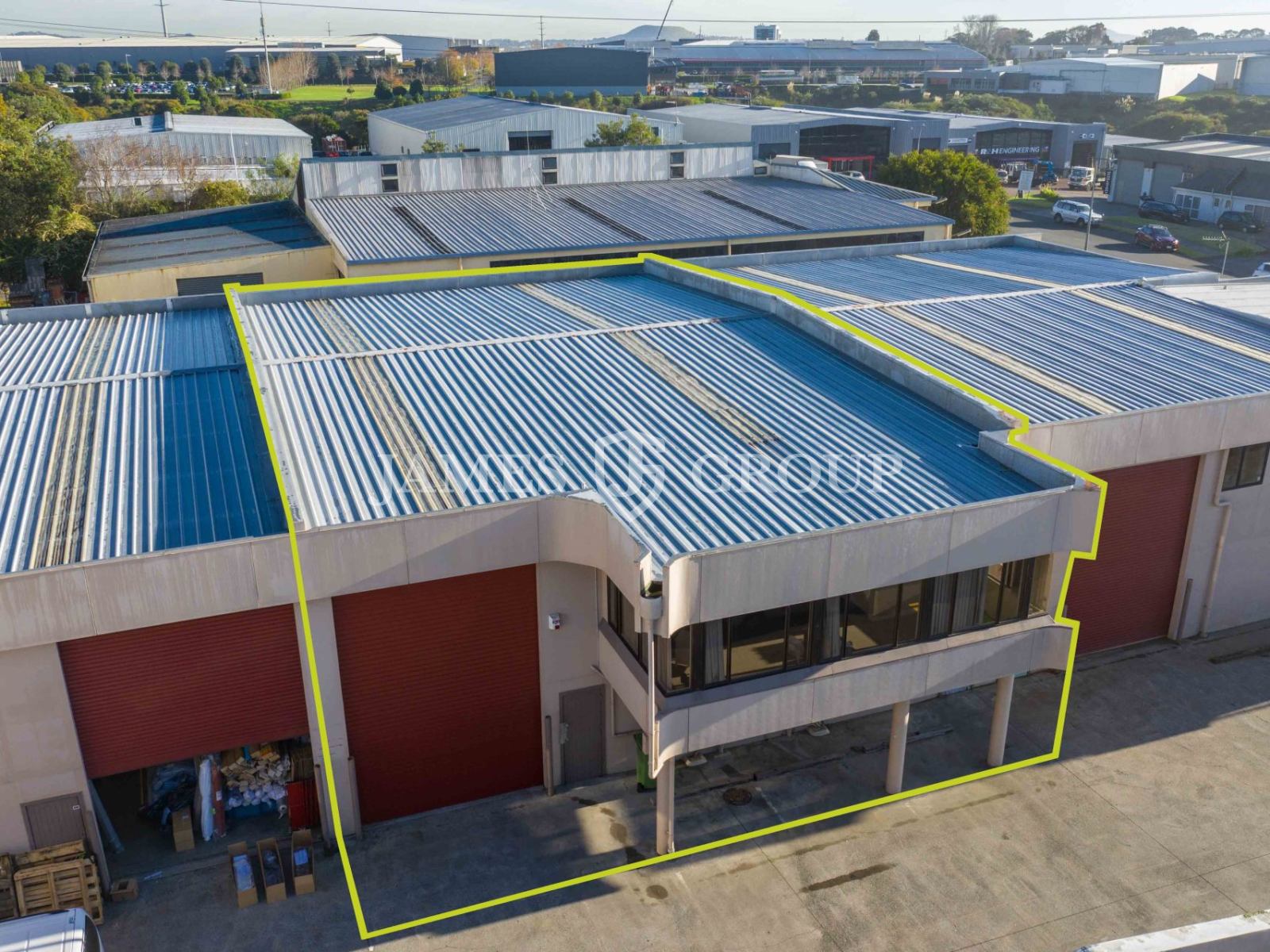 370sqm Industrial Unit – Minimal Office