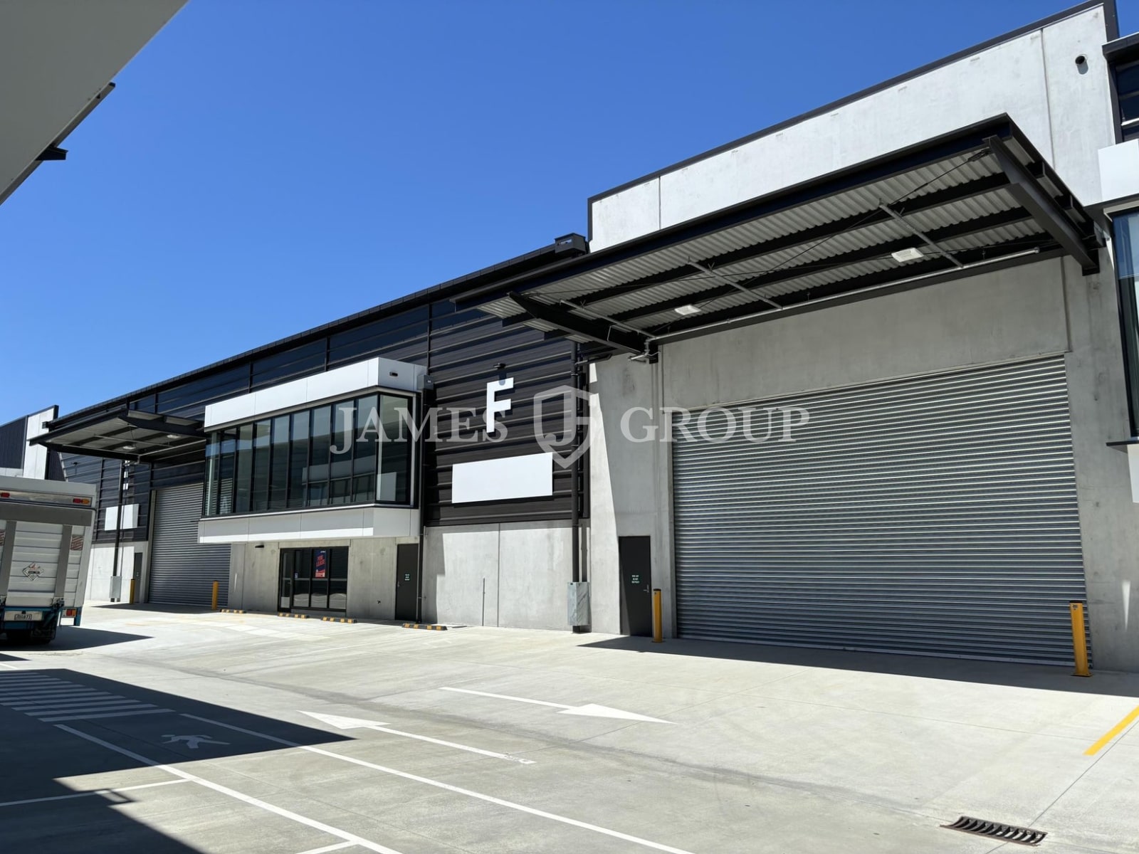 Modern 2,340m² Industrial In Prime Wiri Location