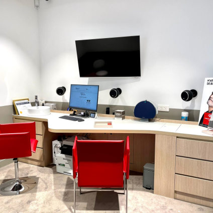 Magasin audioprothesiste 35 rue du Général de Gaulle 95880 ENGHIEN LES BAINS intérieur