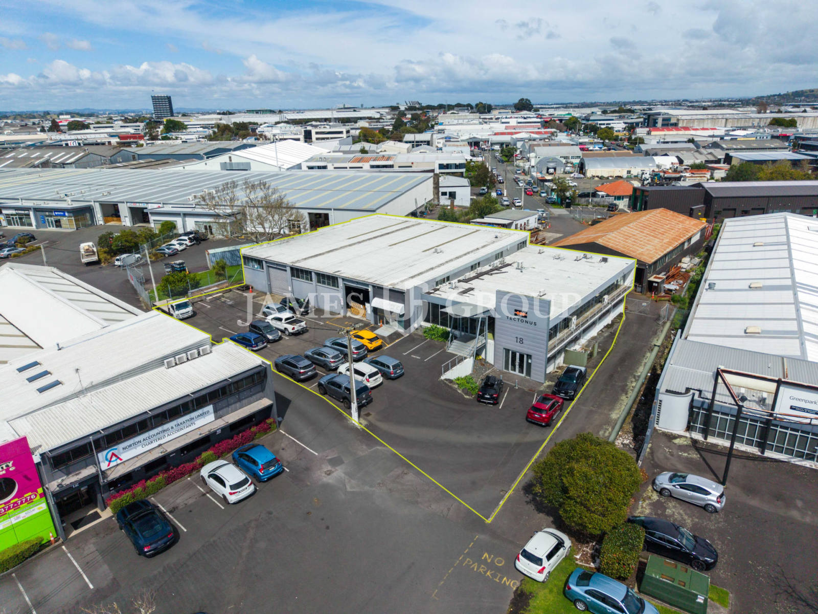 50 / 50 Warehouse & Office | 2 Mins From Motorway