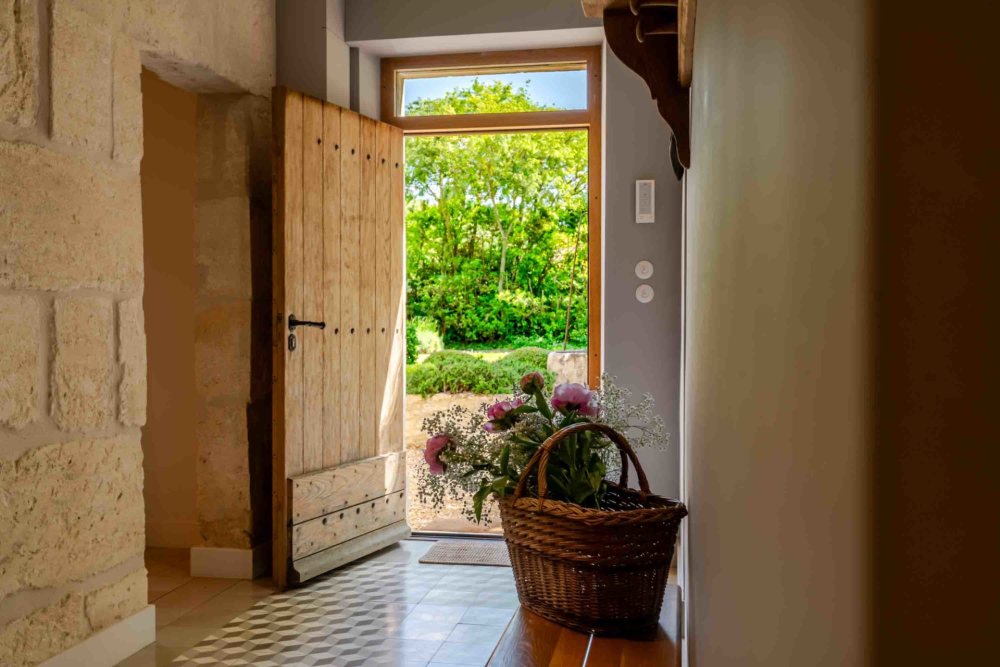 Photographs of Mas du Bien-Etre villa in Provence - Image 6 of 34