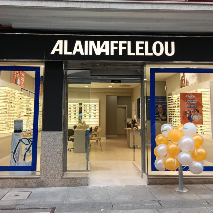 Tienda Óptico Rúa Hórreo, 4 15100 Carballo