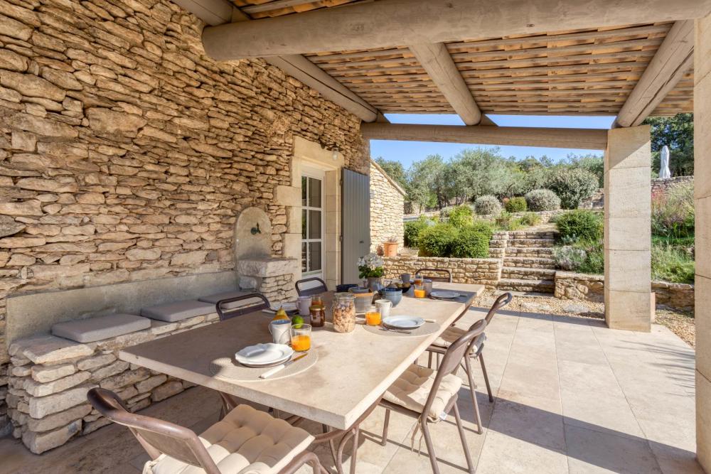 Photographs of Maison Jeannons villa in Provence - Image 3 of 24
