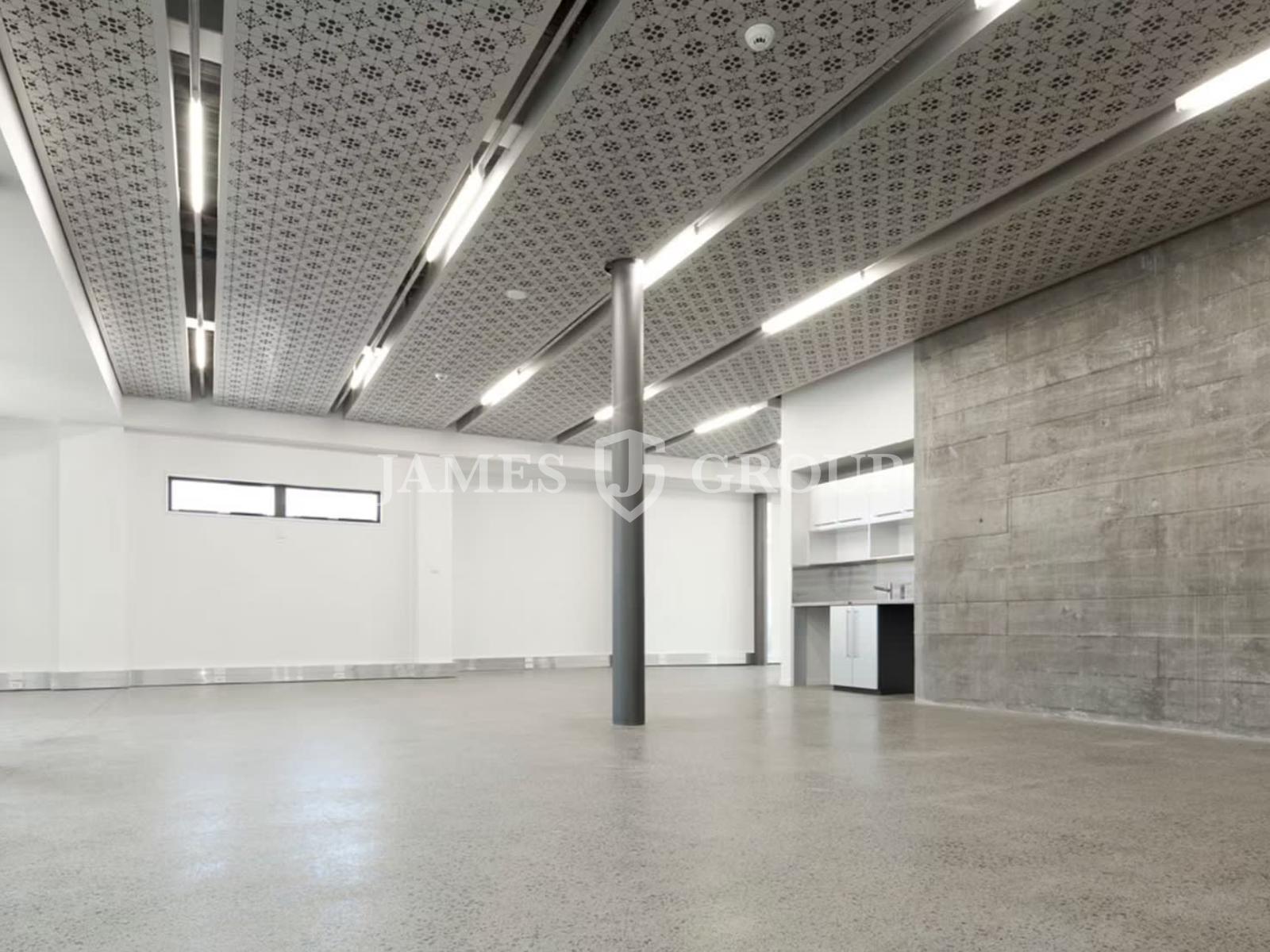 Premium Ironbank Office